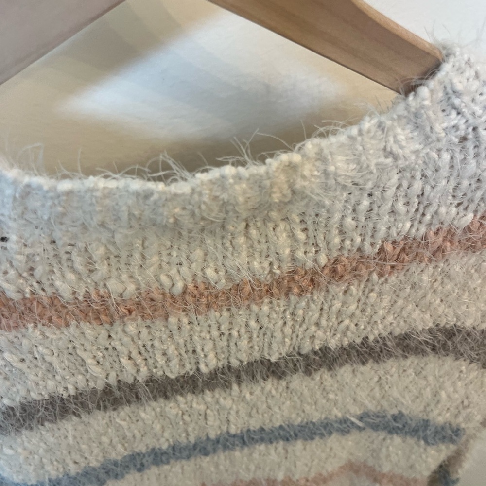 Adora popcorn fuzzy soft striped Multicolor Sweater, size S - Picture 7 of 10
